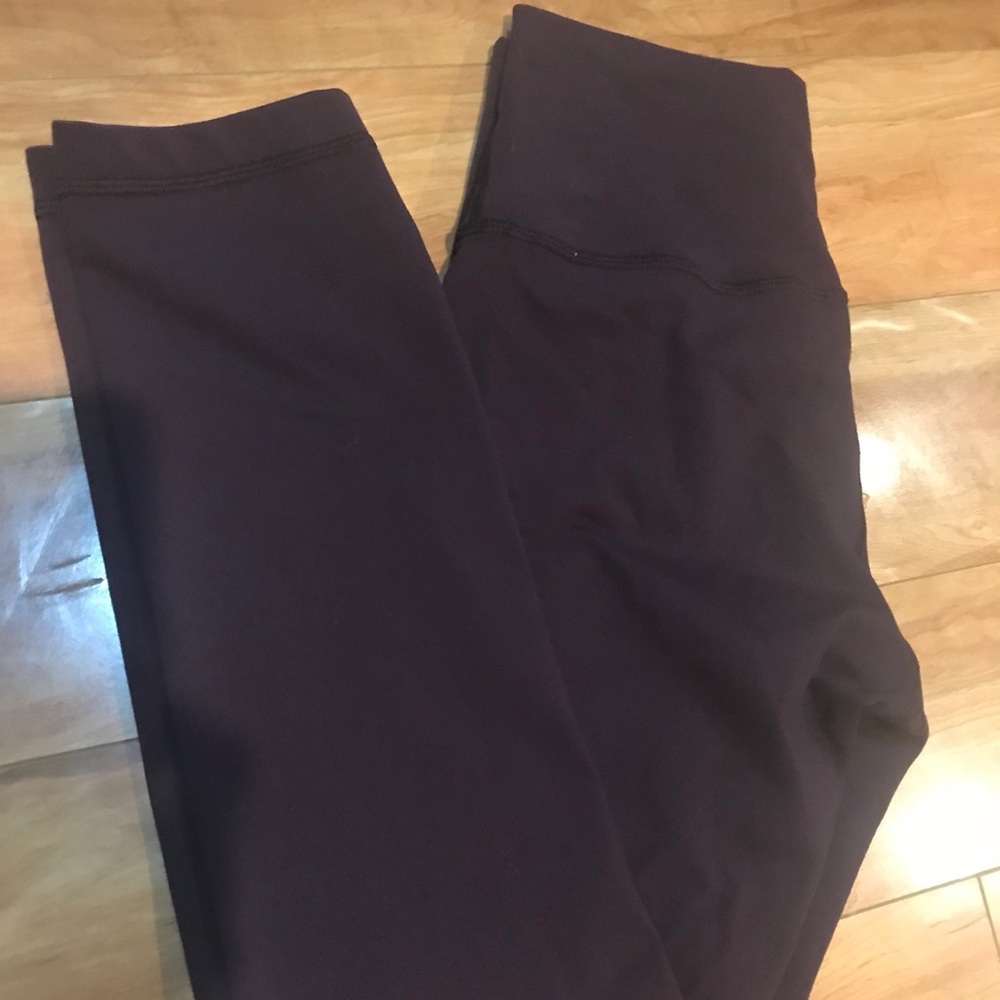 Lululemon wunder under